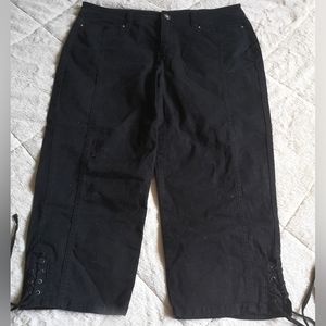 Style&Co Capri pants. Size 8.